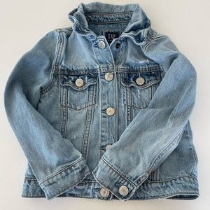 GAP Denim Toodler size 5 denim jacket